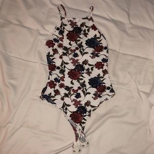 FLORAL BODYSUIT